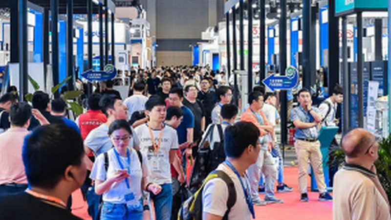 免漆室内门清洁保养，这些技巧你get了吗？**